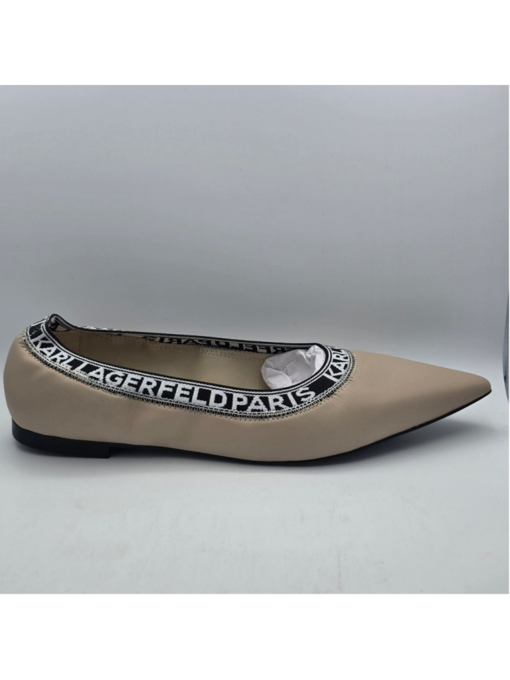 Women's Karl Lagerfeld Paris Beige & Black Pointed Toe Flats 7.5w